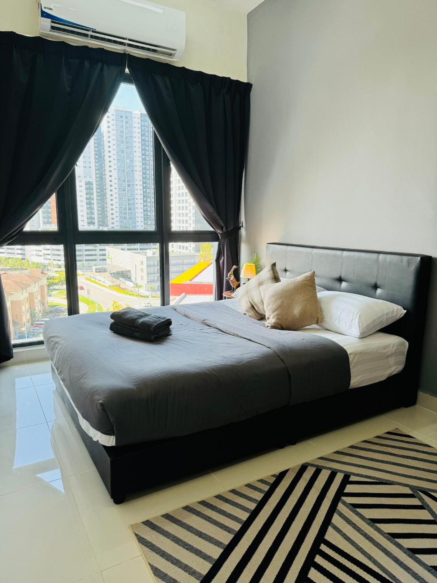 Coresoho Suite By Bkastaycation Kotawarisan Sepang Klia Airport, Free Wifi 외부 사진