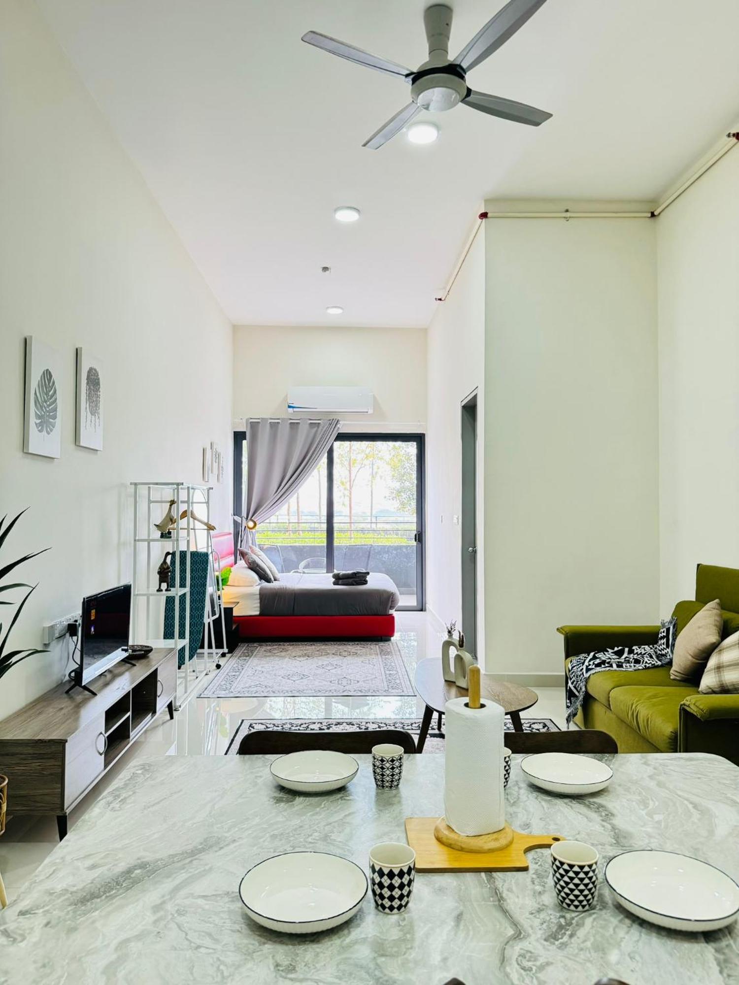 Coresoho Suite By Bkastaycation Kotawarisan Sepang Klia Airport, Free Wifi 외부 사진